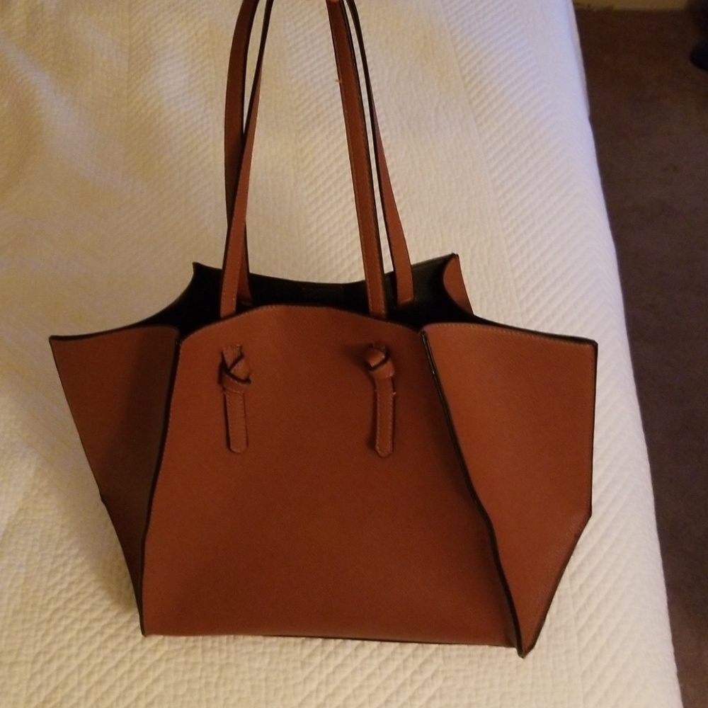 Handbag 💥💥💥SOLD💥💥💥 - Picture 2 of 4
